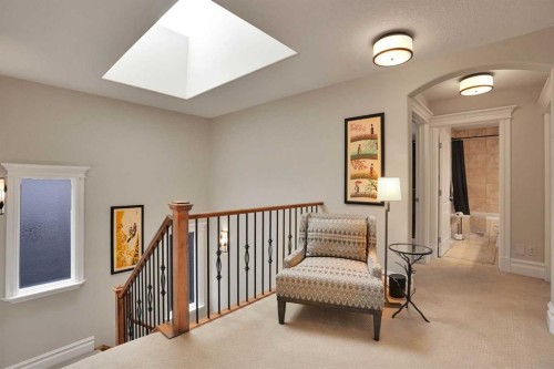 729 26 Avenue Nw, Calgary, AB - Indoor Photo Showing Other Room