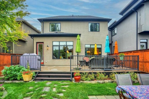729 26 Avenue Nw, Calgary, AB - Outdoor With Deck Patio Veranda