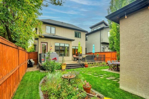729 26 Avenue Nw, Calgary, AB - Outdoor With Deck Patio Veranda