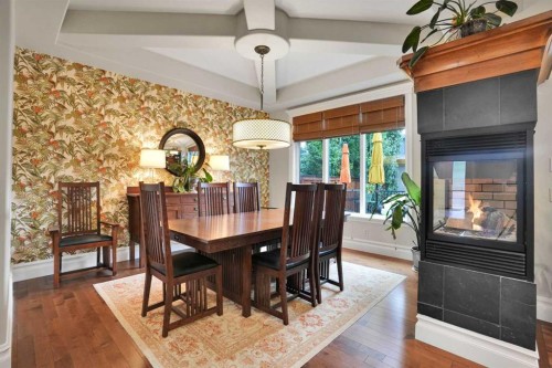 729 26 Avenue Nw, Calgary, AB - Indoor Photo Showing Dining Room