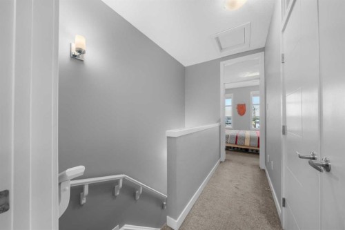 110-129 23 Avenue Ne, Calgary, AB - Indoor Photo Showing Other Room