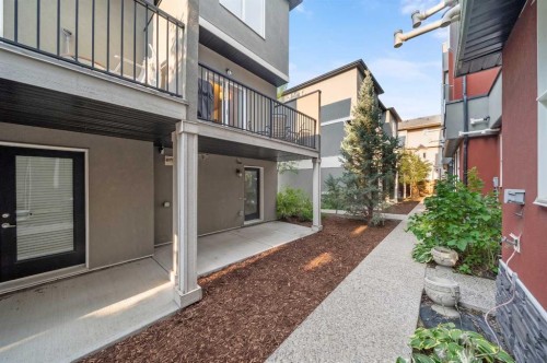 110-129 23 Avenue Ne, Calgary, AB - Outdoor With Balcony With Exterior