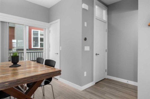 110-129 23 Avenue Ne, Calgary, AB - Indoor