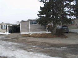 29-3223 83 Street NWCalgary, AB T3B 5N1