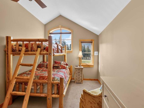 617 7 Street, Canmore, AB 