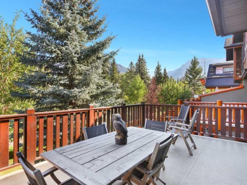 617 7 Street, Canmore, AB 