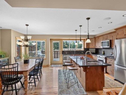 617 7 Street, Canmore, AB 
