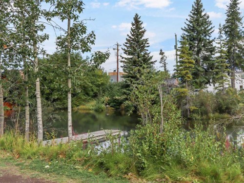 617 7 Street, Canmore, AB 