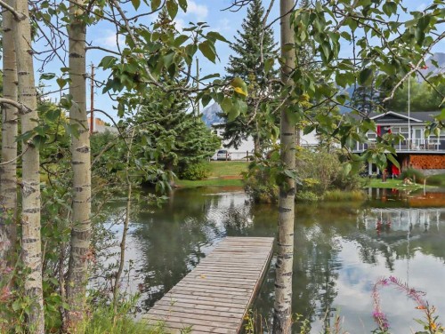 617 7 Street, Canmore, AB 