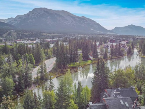 617 7 Street, Canmore, AB 