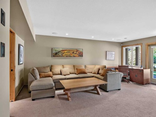 617 7 Street, Canmore, AB 