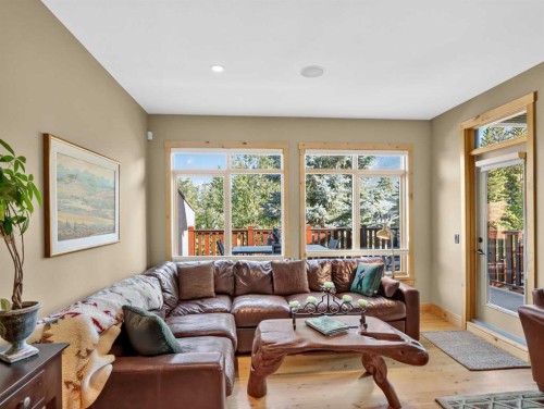 617 7 Street, Canmore, AB 