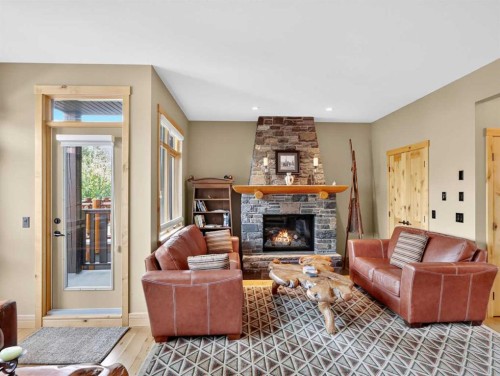 617 7 Street, Canmore, AB 