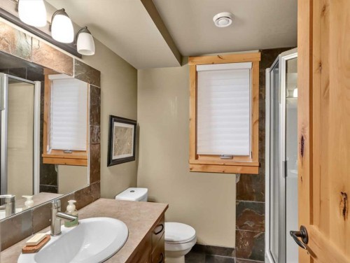 617 7 Street, Canmore, AB 