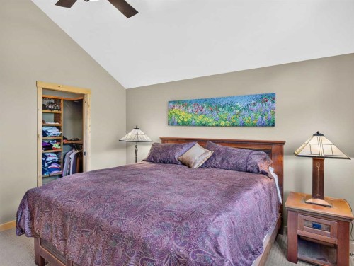 617 7 Street, Canmore, AB 
