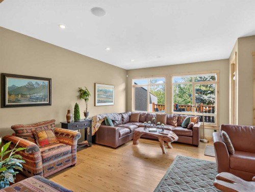 617 7 Street, Canmore, AB 