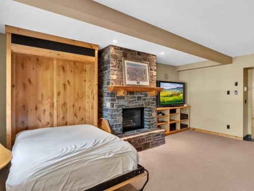 617 7 Street, Canmore, AB 