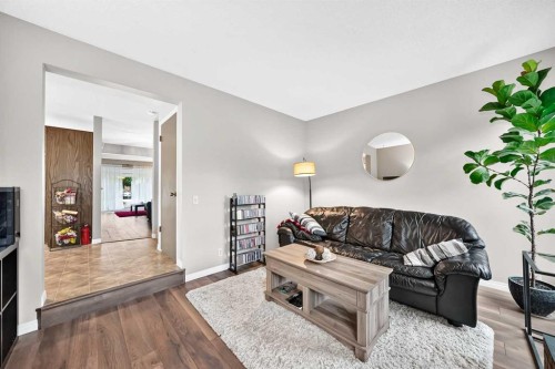 1487 Berkley Drive Nw, Calgary, AB 