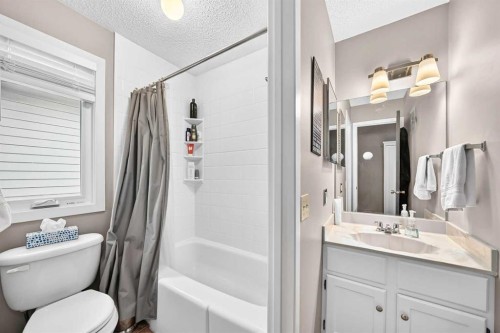 1487 Berkley Drive Nw, Calgary, AB 