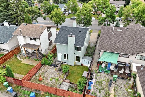 1487 Berkley Drive Nw, Calgary, AB 