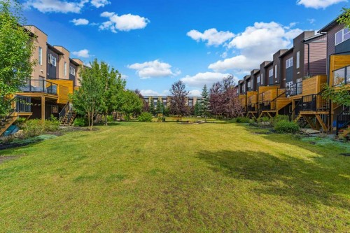 231 Covecreek Circle Ne, Calgary, AB - Outdoor