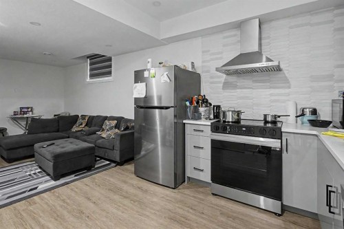 67 Copperhead Grove Se, Calgary, AB - Indoor
