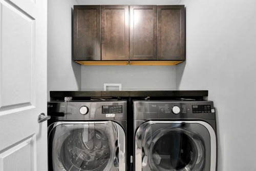 122 Windridge Road Sw, Airdrie, AB - Indoor Photo Showing Laundry Room