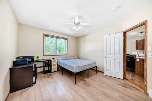 30 Covehaven View Ne, Calgary, AB - Indoor