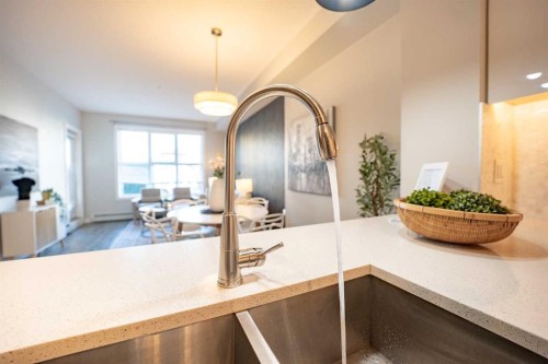 3122-95 Burma Star Road Sw, Calgary, AB - Indoor Photo Showing Other Room