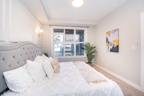 3122-95 Burma Star Road Sw, Calgary, AB - Indoor Photo Showing Bedroom