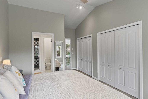 124 38A Avenue Sw, Calgary, AB 
