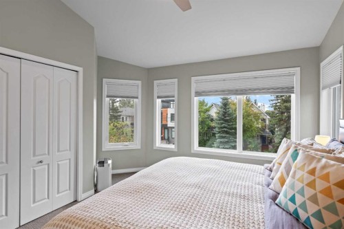 124 38A Avenue Sw, Calgary, AB 