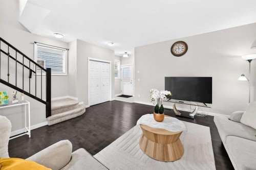 98 Saddlelake Terrace, Calgary, AB - Indoor Photo Showing Other Room
