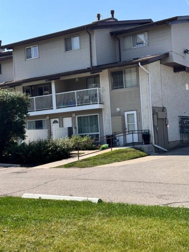 1111-200 Brookpark Drive Sw, Calgary, AB - Outdoor
