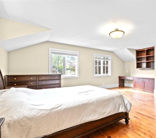 1428 2A Street Nw, Calgary, AB - Indoor Photo Showing Bedroom