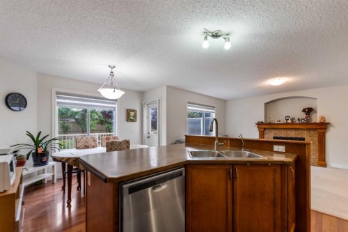 10 Evansmeade Manor Nw, Calgary, AB - Indoor Photo Showing Other Room
