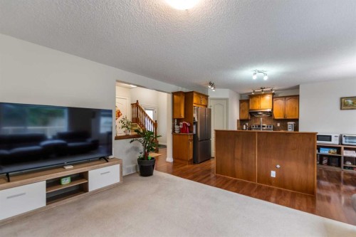10 Evansmeade Manor Nw, Calgary, AB - Indoor