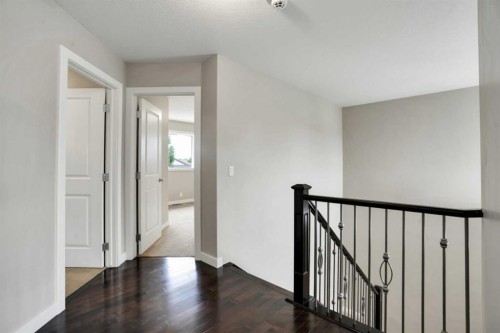 92 Everglen Close Sw, Calgary, AB - Indoor Photo Showing Other Room