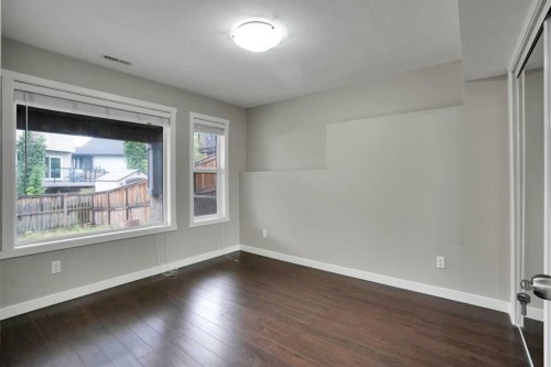 92 Everglen Close Sw, Calgary, AB - Indoor Photo Showing Other Room
