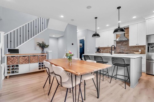 1-309 12 Avenue Ne, Calgary, AB - Indoor