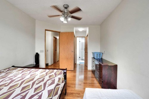 28 Martinridge Road Ne, Calgary, AB - Indoor Photo Showing Bedroom