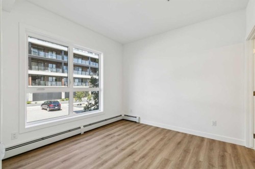 6107-1808 Mahogany Boulevard Se, Calgary, AB - Indoor Photo Showing Other Room