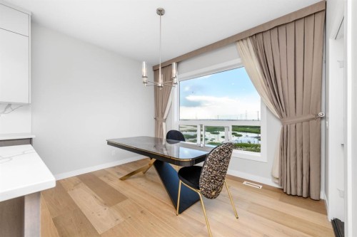 171 Corner Glen Grove Ne, Calgary, AB - Indoor