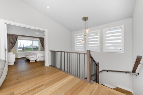171 Corner Glen Grove Ne, Calgary, AB - Indoor Photo Showing Other Room