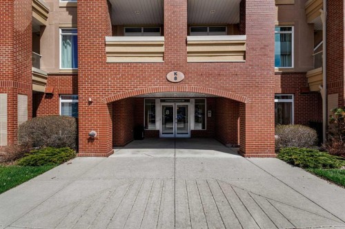 304-8 Hemlock Crescent Sw, Calgary, AB - Outdoor