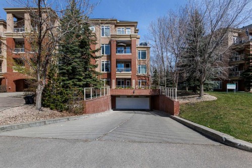 304-8 Hemlock Crescent Sw, Calgary, AB - Outdoor