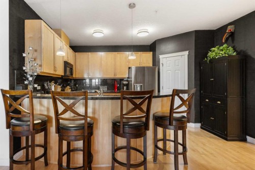 304-8 Hemlock Crescent Sw, Calgary, AB - Indoor
