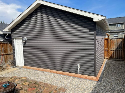 12 Fireside Bend, Cochrane, AB - Outdoor With Exterior