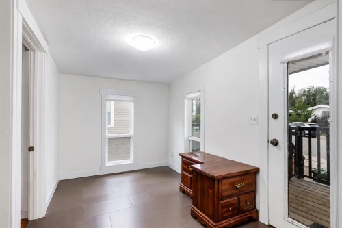 56 Spring Dale Circle Se, Airdrie, AB - Indoor Photo Showing Other Room