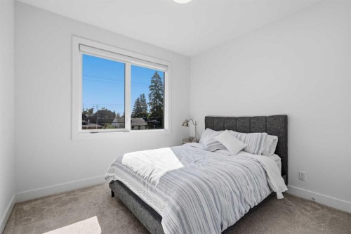 3308 2 Street Nw, Calgary, AB - Indoor Photo Showing Bedroom